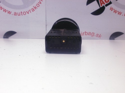Vypínač svetiel VW Passat 3B0941531C