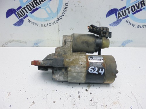 Štartér MAZDA 5 M000T90981