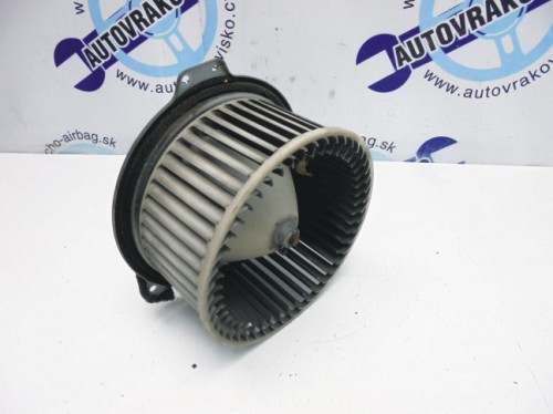Motorček kúrenia Mazda 626 V HB111GE4T