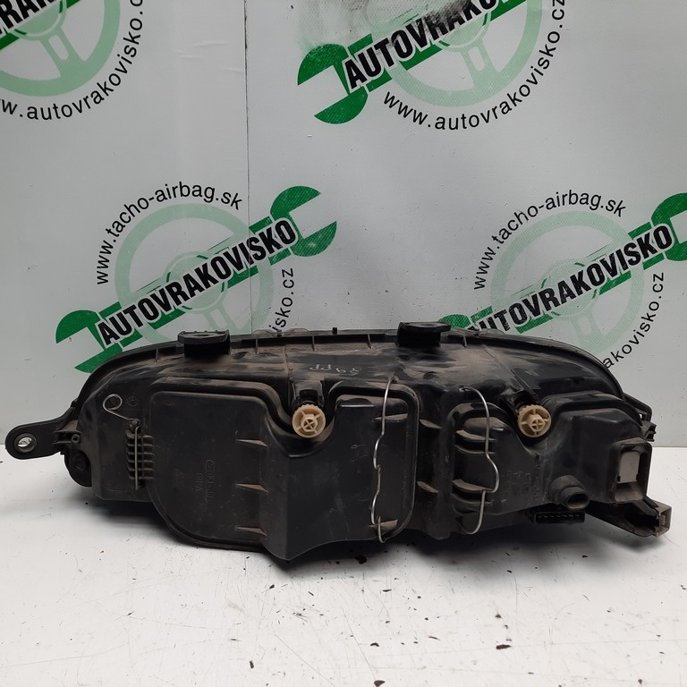 Predné svetlo Fiat Punto II pravé