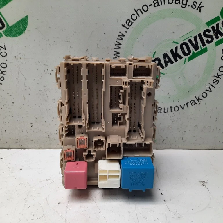 Poistková skrinka Toyota Verso 82730-0F280
