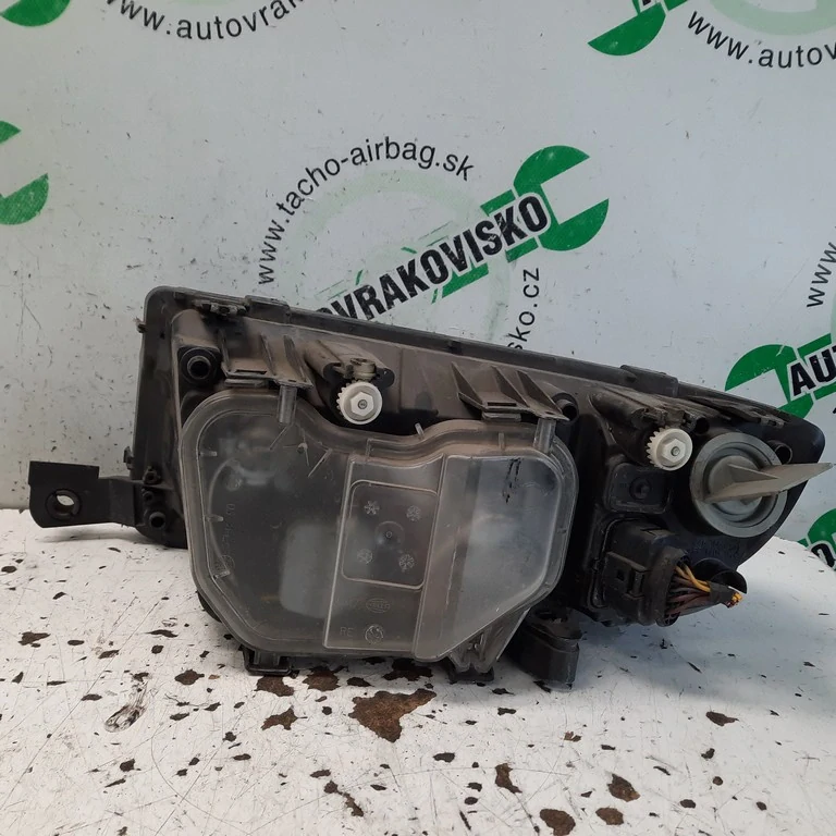 Predné svetlo Skoda Fabia I pravé