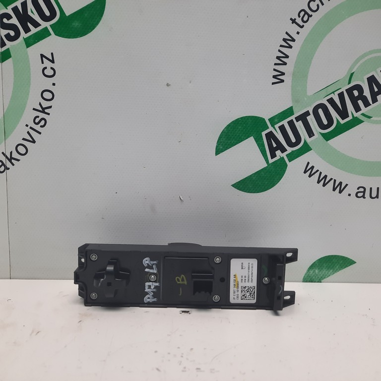 Vypínač okna vodič Ford Fiesta MK7 14A132AB