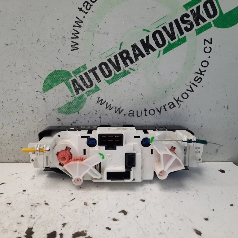 Ovládač kúrenia Renault Megane III 2751000B20
