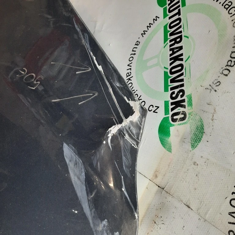 Kapota predná Opel Insignia