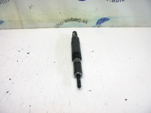 Vstrekovacia tryska Ford Mondeo III 2.0 TDDi 1S7Q9K546AC
