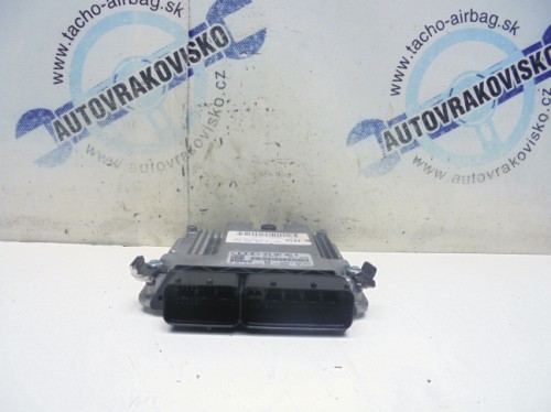 Riadiaca jednotka motora Audi A6 3.0 TDi 0281012269