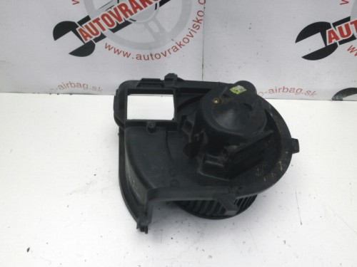 Motorček kúrenia Renault Clio II 7701045554