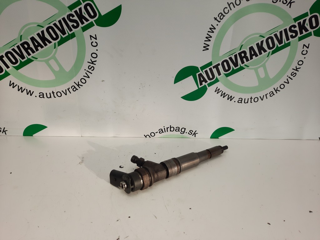 Vstrekovacia tryska BMW 3 E91 2.0 td 0445110216
