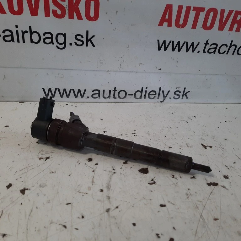 Vstrekovacia tryska Opel Vectra C 1.9 CDTi 0445110243
