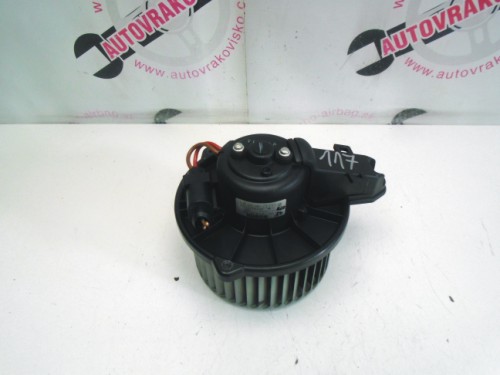 Motorček kúrenia Audi A6 0130111202
