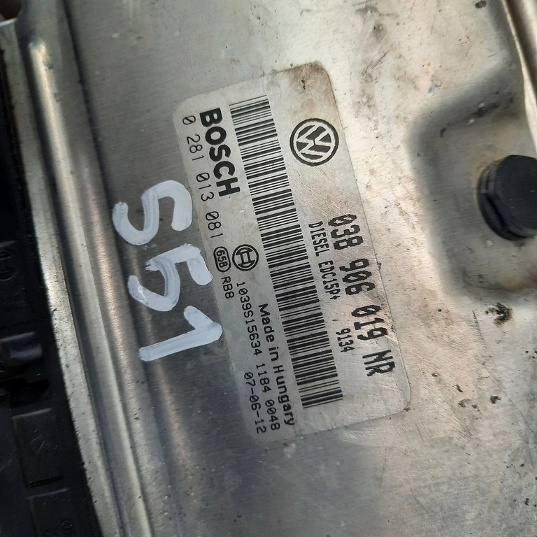 Riadiaca jednotka motora Škoda Roomster 1.9 TDI 038906019NR