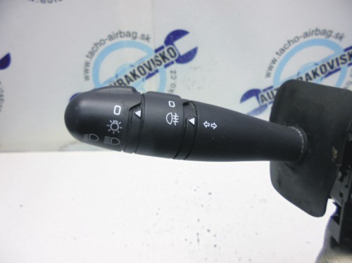 Prepínacia páčka  Renault Clio II 8200058670