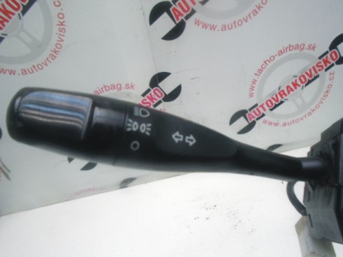 Prepínacia páčka Mitsubishi Carisma MB953700