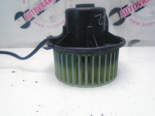 Motorček kúrenia Audi A4 3137020009