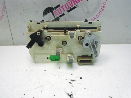 Ovládač kúrenia Peugeot 206 1068901