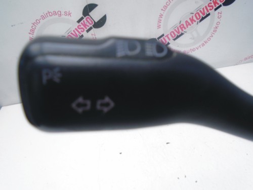 Prepínacia páčka VW Golf IV 8L0953513G