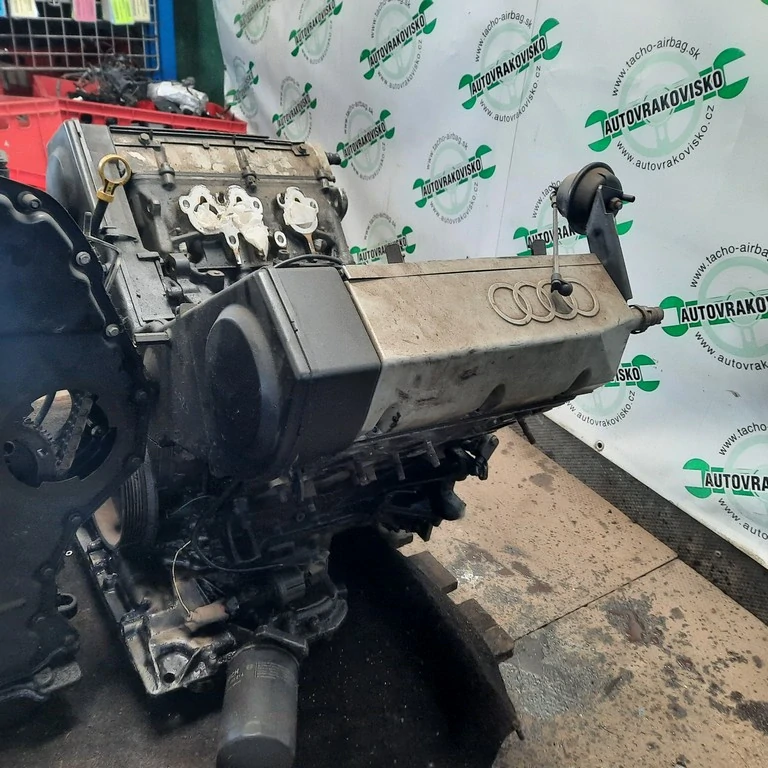 Motor Audi 100 2.6i ABC