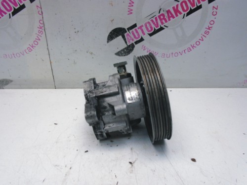 Servočerpadlo VW Passat 8D0145177D