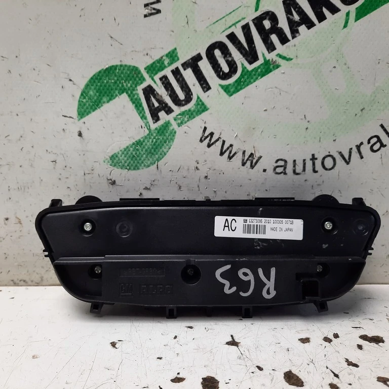 Ovládač kúrenia Opel Insignia 13273095