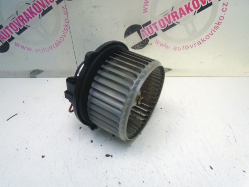 Motorček kúrenia Audi A6 4B1820021