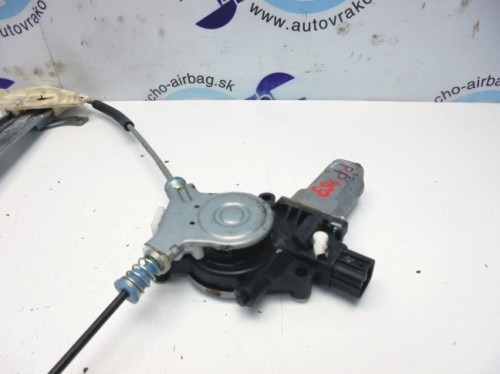 Sťahovanie okna Renault Laguna 7701039846 PP