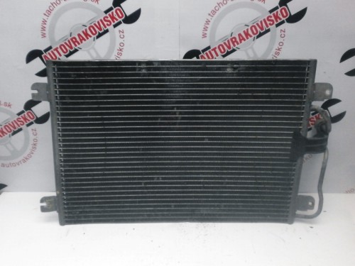 Chladič klimatizácie Renault Megane 8200029471