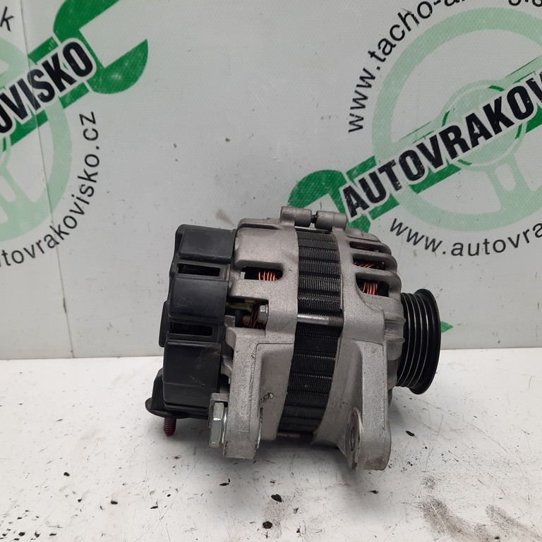 Alternátor Hyundai i10 37300-03300