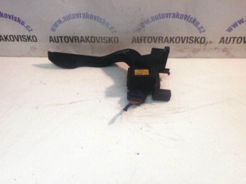 Akceleračný pedál Iveco Daily IV 0281002632