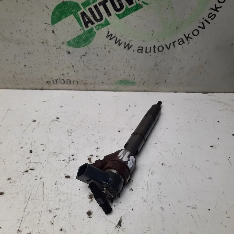 Vstrekovacia tryska Mercedes A W169 2.0 Cdi 0445110167