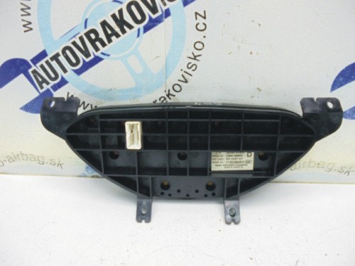 Ovládač kúrenia Nissan Primera (P12)