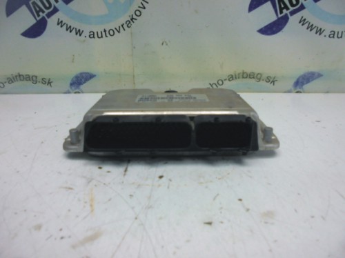 Riadiaca jednotka motora VW Golf IV 1.4 16V 0261206140
