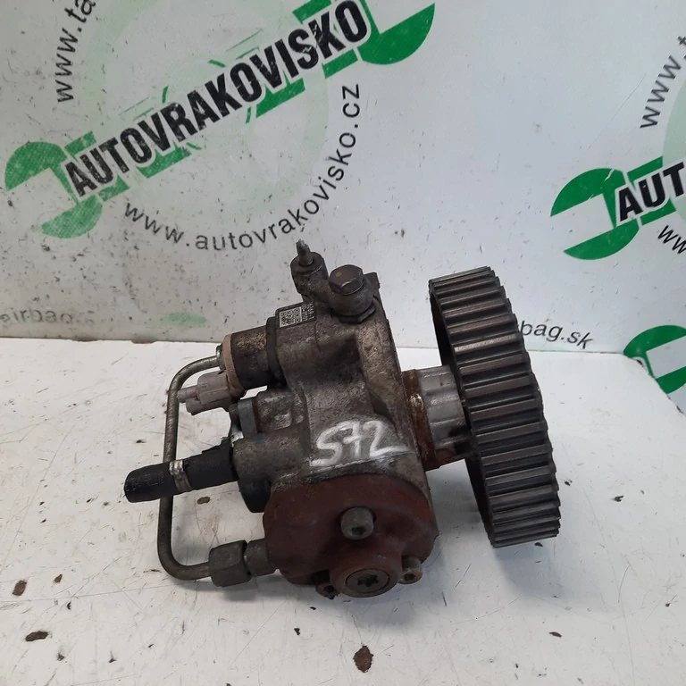 Vstrekovacie čerpadlo Opel Zafira B 1.7 CDTi 8-97376269-1