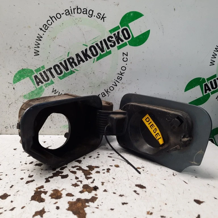 Dvierka nádrže Peugeot 407 SW