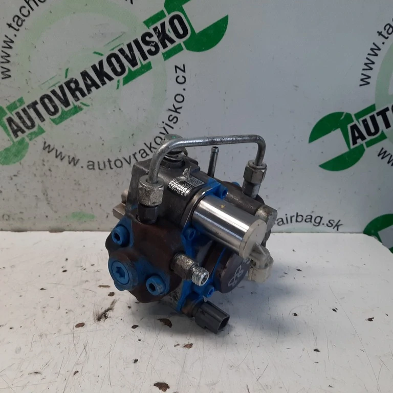 Vstrekovacie čerpadlo Toyota Avensis T27 2.0 D 22100-0R051