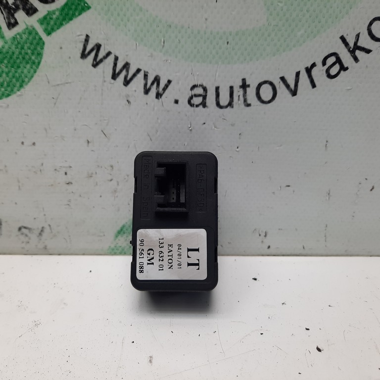 Vypínač okna vodič Opel Astra G 13363201 90561088