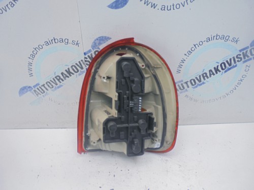 Zadné svetlo Opel Corsa B LZ
