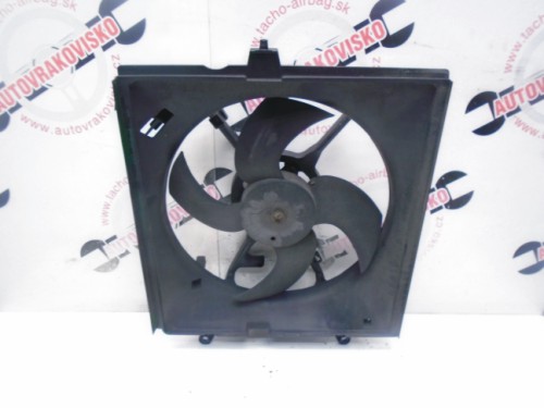 Ventilátor chladiča Mitsubishi Carisma MB925652