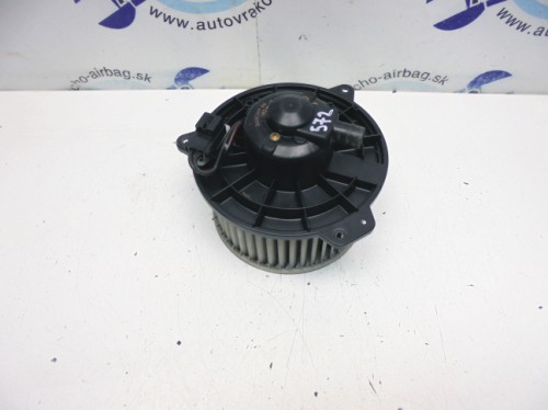 Motorček kúrenia Mazda Premacy 894000-0082