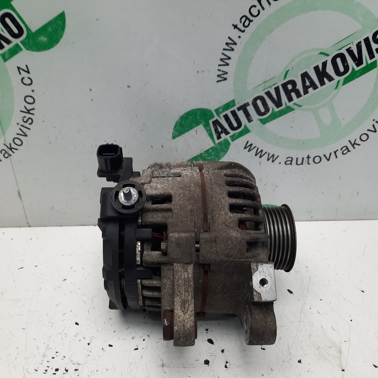 Alternátor  Toyota Yaris II 27060-0Q040