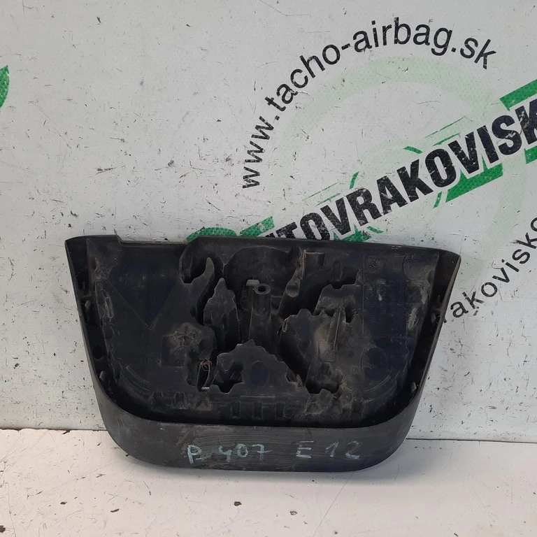 Predná maska Peugeot 407