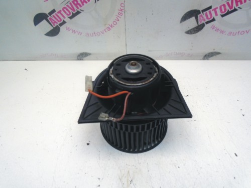 Motorček kúrenia Opel Vectra B 09135937