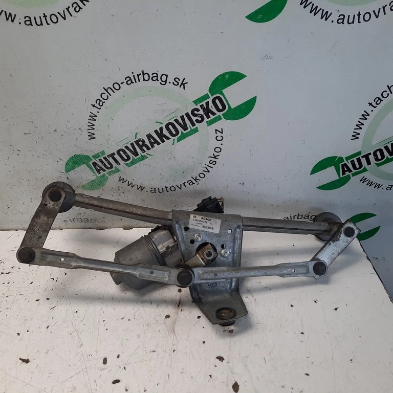 Motorček stieračov Peugeot 206 0390241523