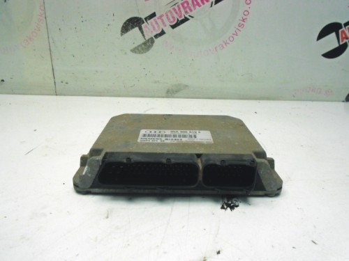 Riadiaca jednotka motora Audi A3 1.6 06A906019E