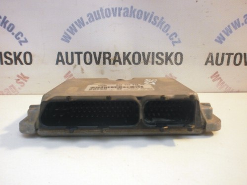 Riadiaca jednotka motora Skoda Octavia 1.9 TDI 0281010181