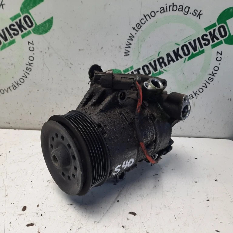Kompresor klimatizácie Toyota Yaris 1.3 447260-2330