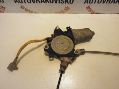 Sťahovanie okna Suzuki Baleno PZ