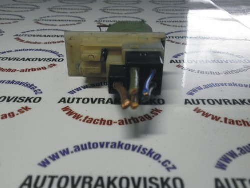 Odpor kúrenia Opel Vectra B 09135937