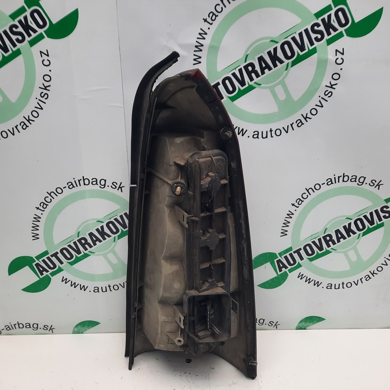 Zadné svetlo Opel Astra G combi L