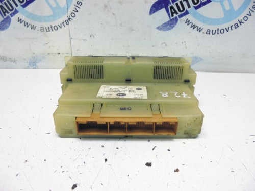 Ovládač kúrenia Volkswagen Passat B5 3B1907044B